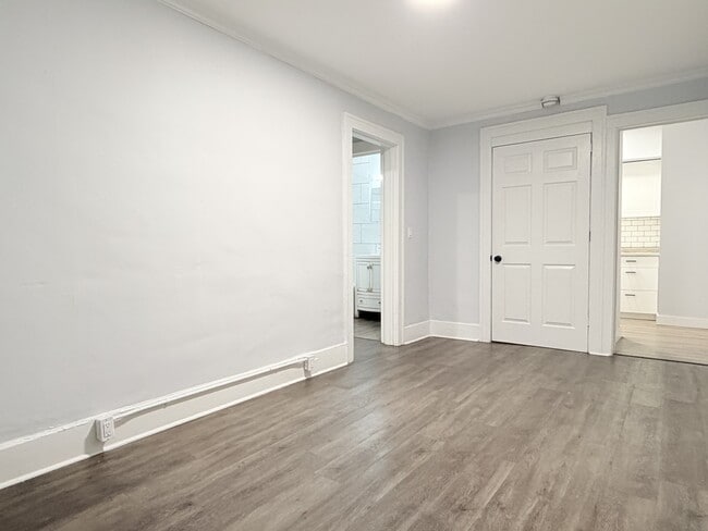 Photo - 524 Pitt St W Unit 104