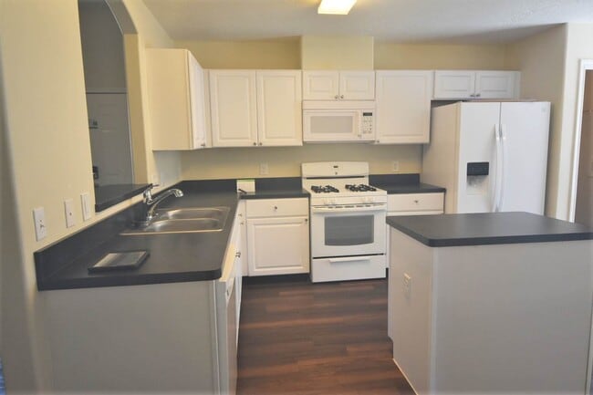 Photo - 8567 Chaletford Dr