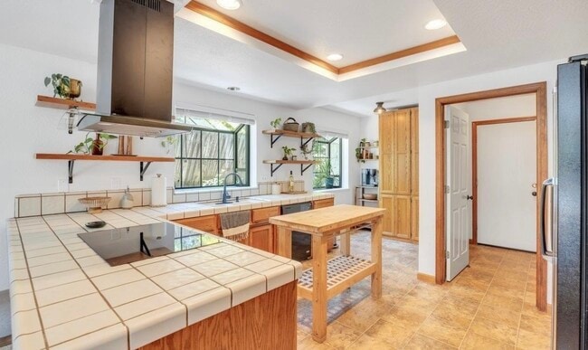 Photo - 22689 Cedar Pines Ave