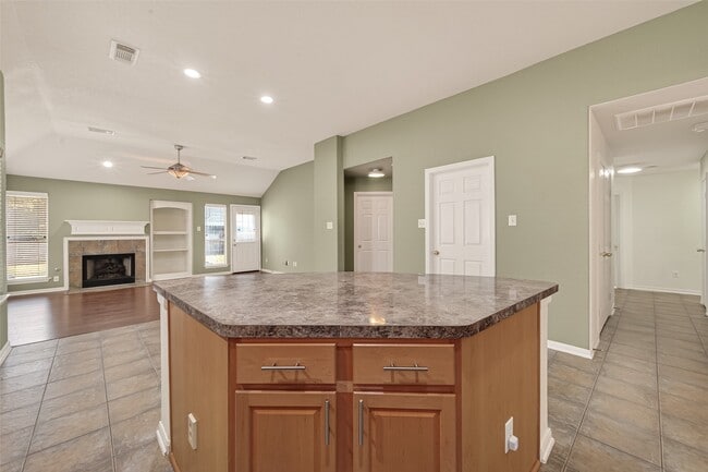 Building Photo - 12418 Shawwood Ct