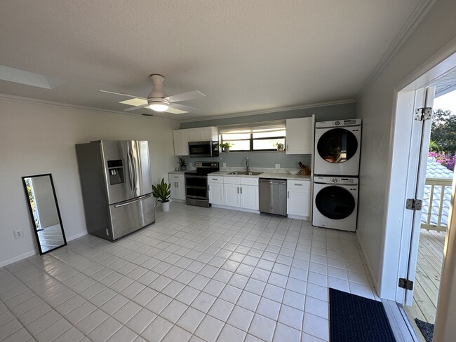 Photo - 2945 68th St N