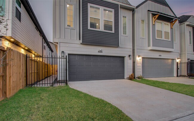 Photo - 4109 Hare St