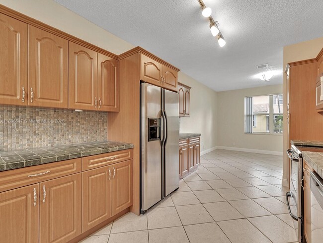 Photo - 16879 SW 1st Manor