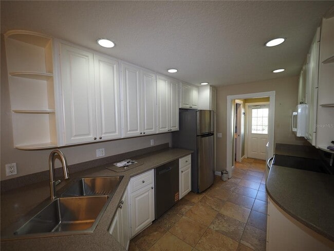 Photo - 1649 Napoli Dr W