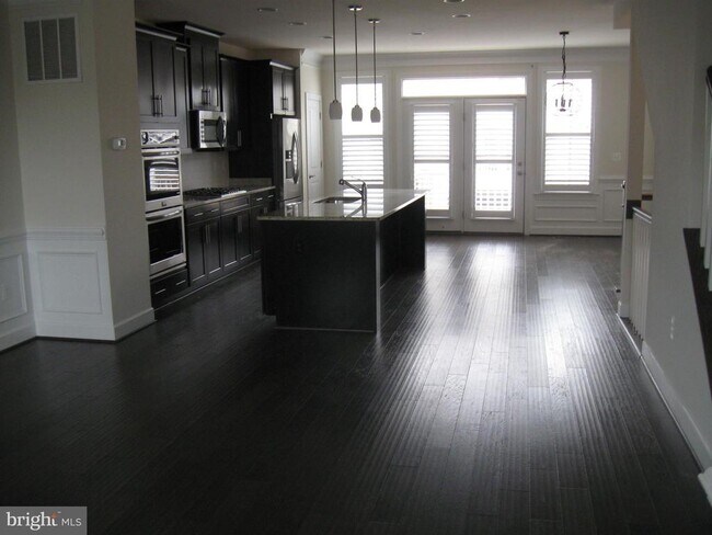 Photo - 6158 Carey Park Ln