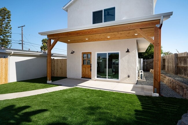 Building Photo - 4626 Derrick Dr