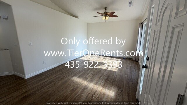 Photo - NO DEPOSIT option for qualified renters