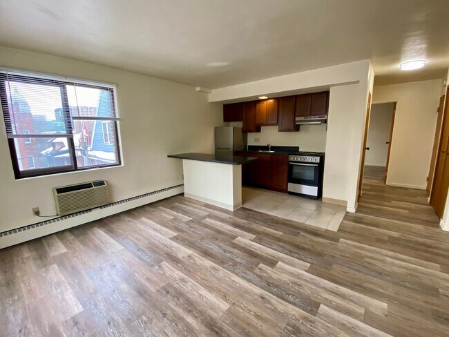 Photo - 415 Wisconsin