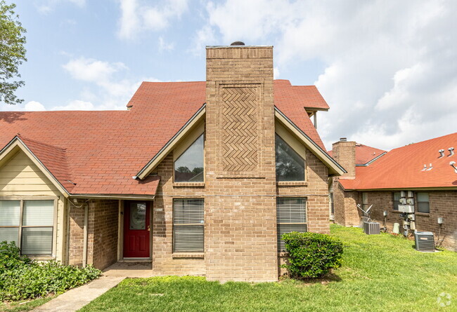 Building Photo - 6307 Windsor Castle Unit 2 Rental