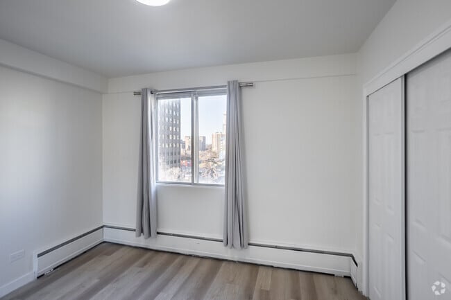 1BR, 1BA - 538SF - Bedroom