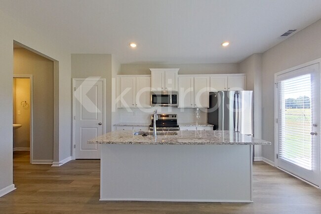 Photo - 908 Silent Barge Cv