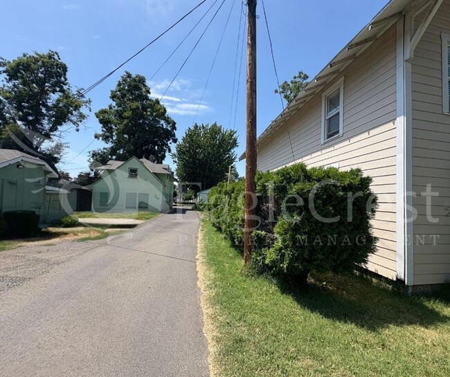 Photo - 630FRISCO Unit 1