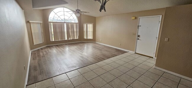 Photo - Beautiful 3 Bed 2 Bath Condo in Sweetwater Club