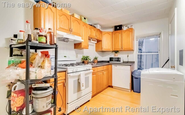 Photo - 291 Elm St Townhome