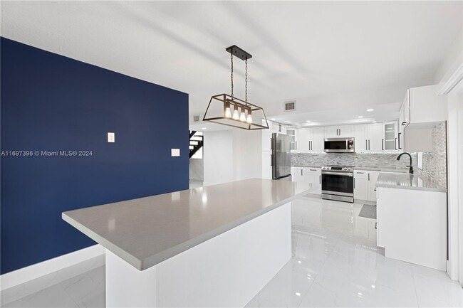 Photo - 9901 SW 136th Ct