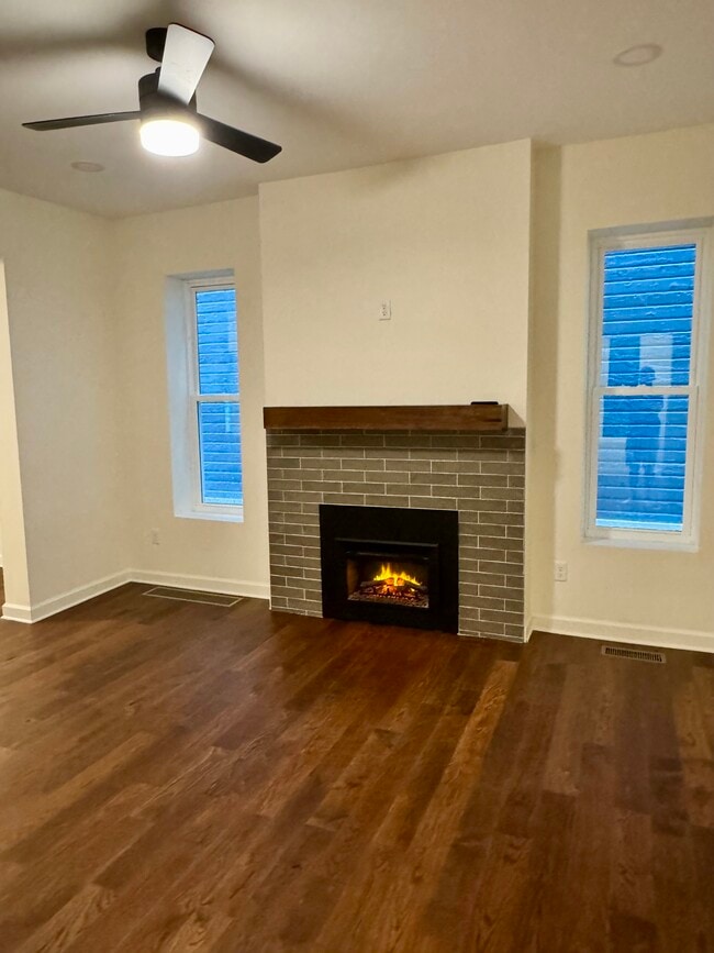 Photo - 1321 Forsythe Ave