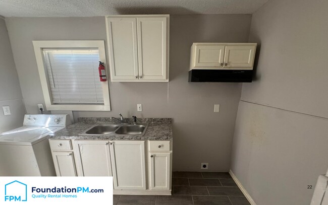 Photo - 2601 Dakar Ave