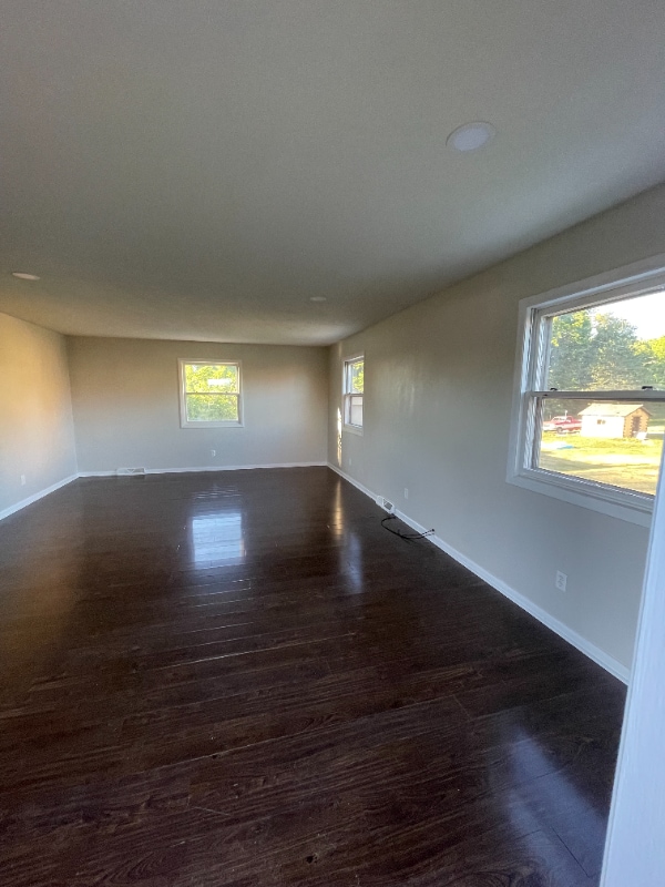 Photo - 1315 W Commerce St