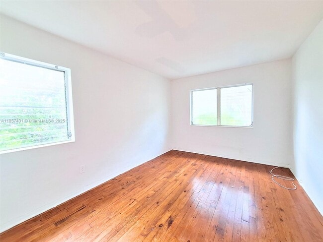 Photo - 1770 Meridian Ave Unit 207