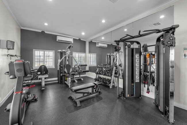 Solara Apartment Homes