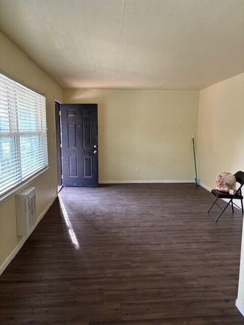 Photo - 3502 Campbell St Unit 6