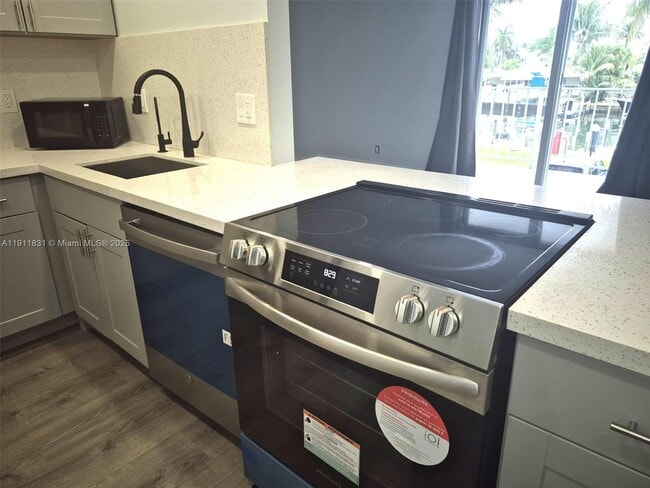 Photo - 1731 SE 15th St Unit 205