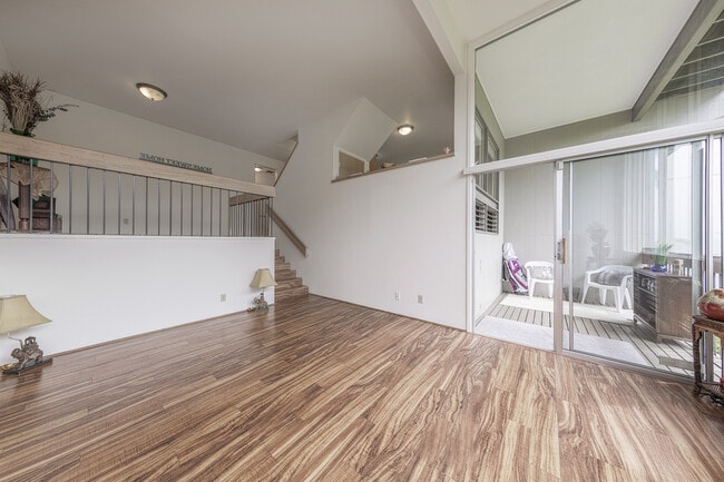Photo - 99-1440 Aiea Heights  Dr. #37
