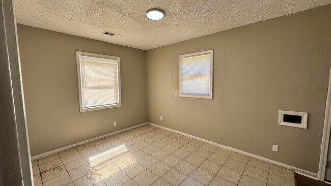 Photo - 2434 Vollintine Ave