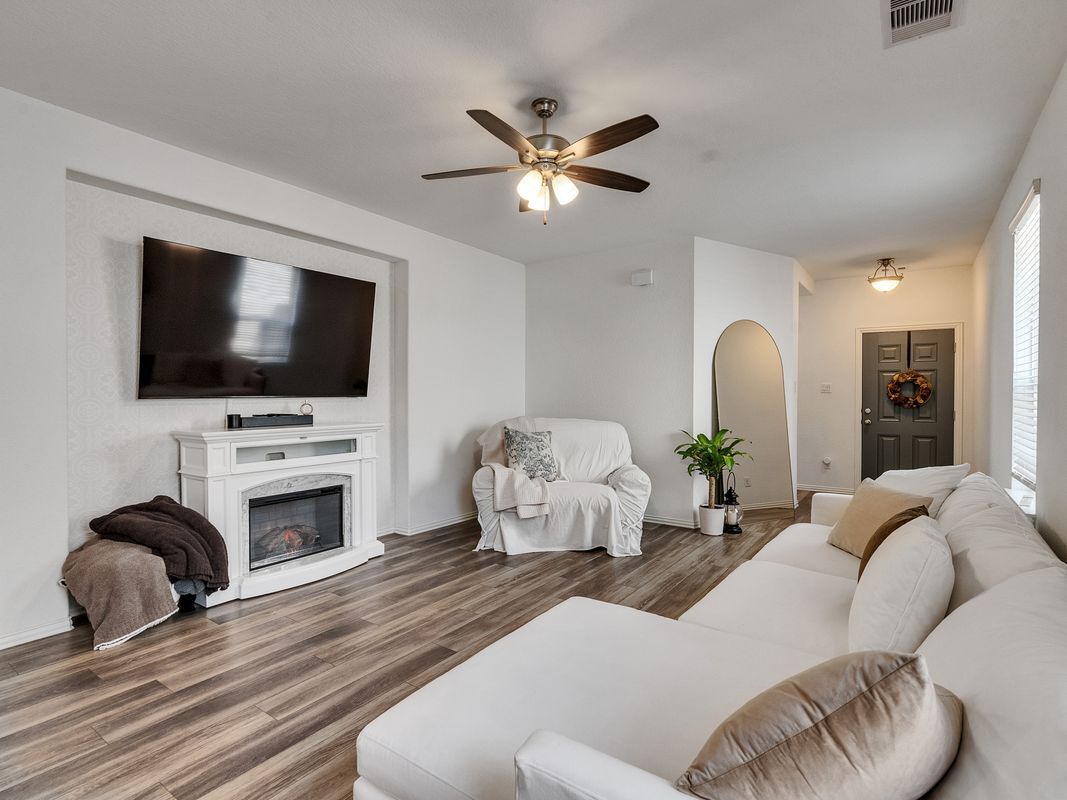 Photo - 29859 Woodsons Edge Way