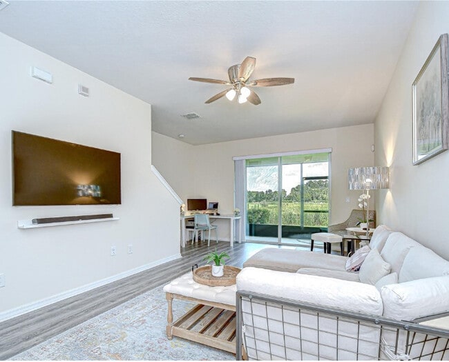 Photo - 10822 Verawood Dr