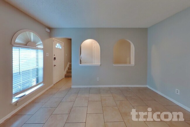 Photo - 16726 Britford