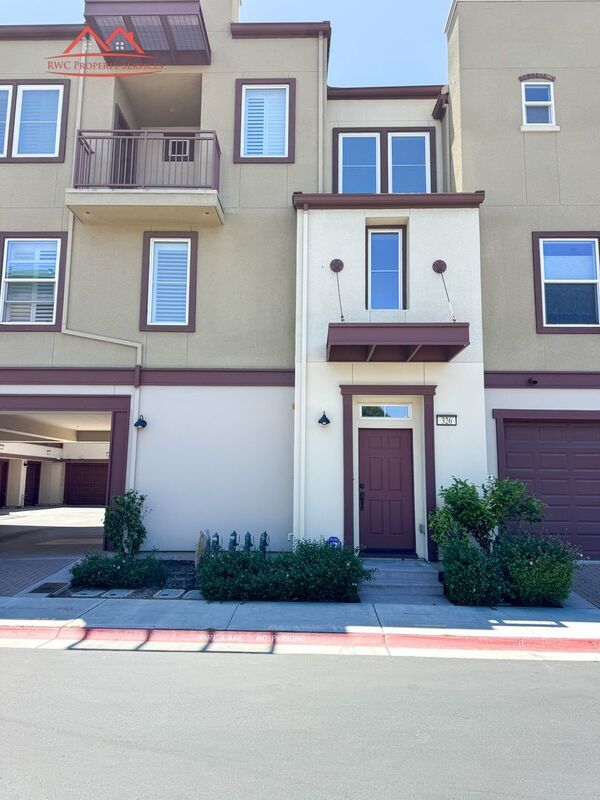 Building Photo - 326 Bautista Pl