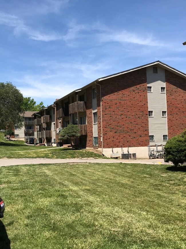 Bethany Park Plaza
