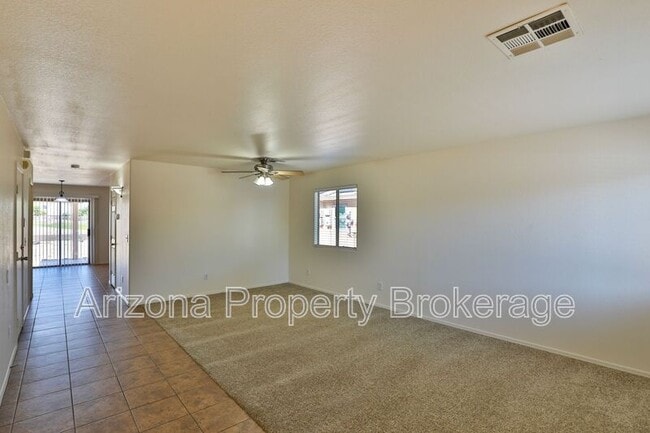 Building Photo - 5805 E Flowing Spring Rental