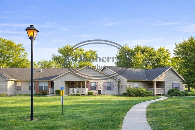 Building Photo - 1744 W Market St