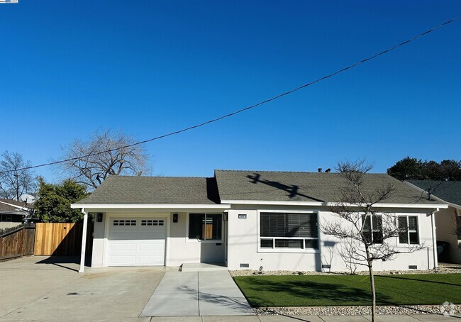 Building Photo - 3824 Harvard Way Rental