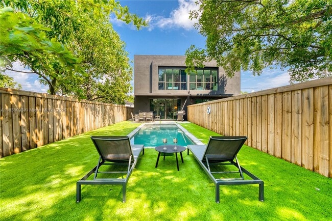 Photo - 58 NW 52nd St