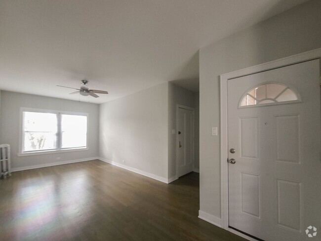 Building Photo - 5137 N Wolcott Ave Unit 3A Rental