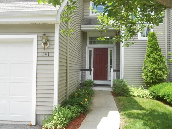 Photo - 141 Lordvale Blvd