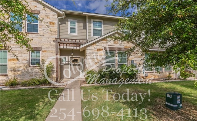 AVAILABLE NOW - Cozy Temple Townhome - AVAILABLE NOW - Cozy Temple Townhome