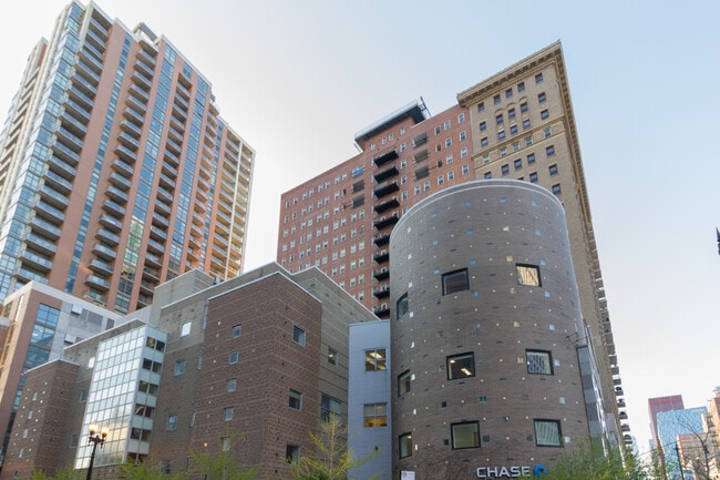 Building Photo - 40 E 9th St Unit 707 Rental