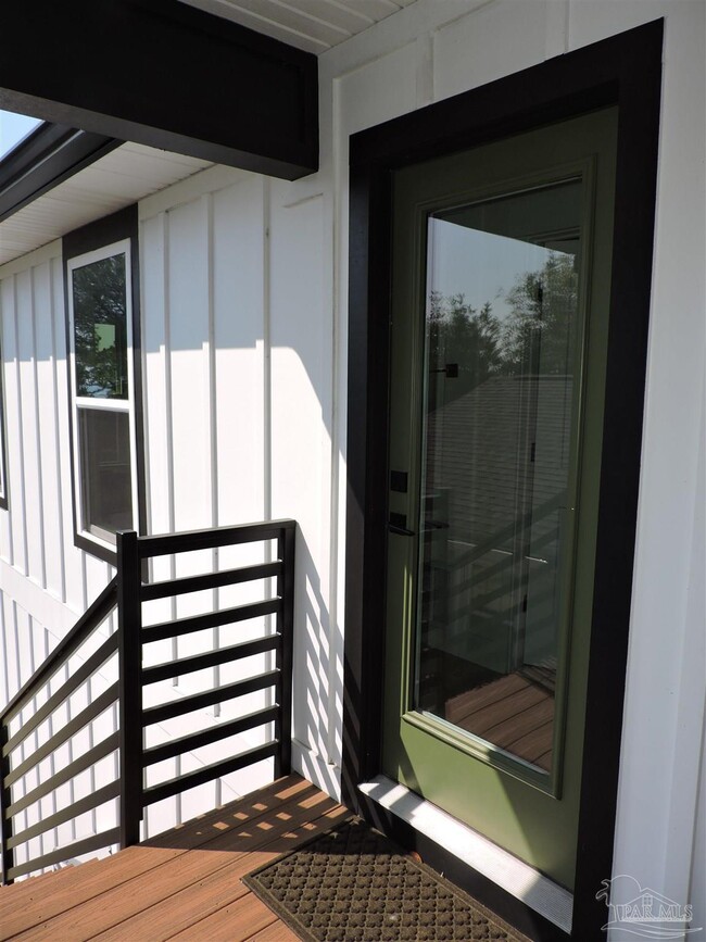 Photo - 1702 E La Rua St