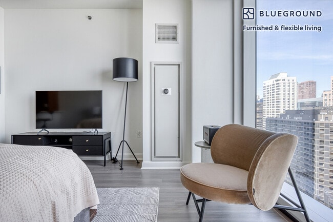 Photo - 500 N Lake Shore Dr Unit FL37-ID436