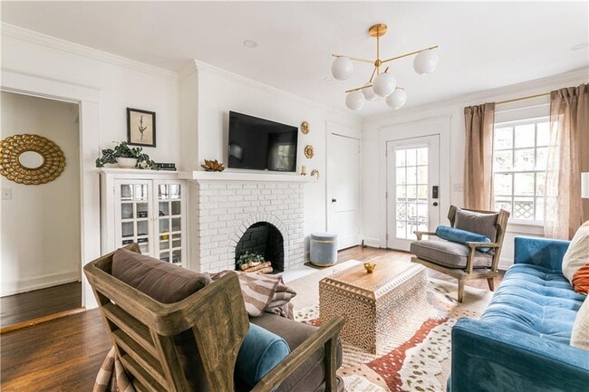 Photo - 1031 Austin Ave NE