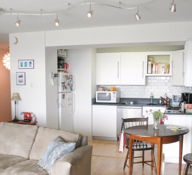 Photo - 2401 Pennsylvania Ave Unit 10a12