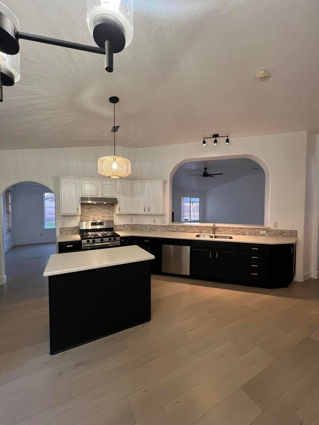 Photo - 6909 Luz De La Luna Pl NW