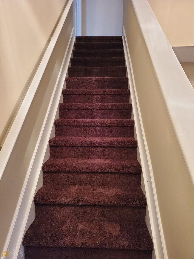Photo - 9555 Lakeview Cir