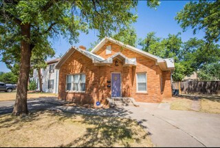 Photo - 2608 20th St House