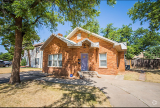 Building Photo - 2608 20th St Rental