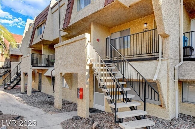 Building Photo - 1303 Darlene Way Rental